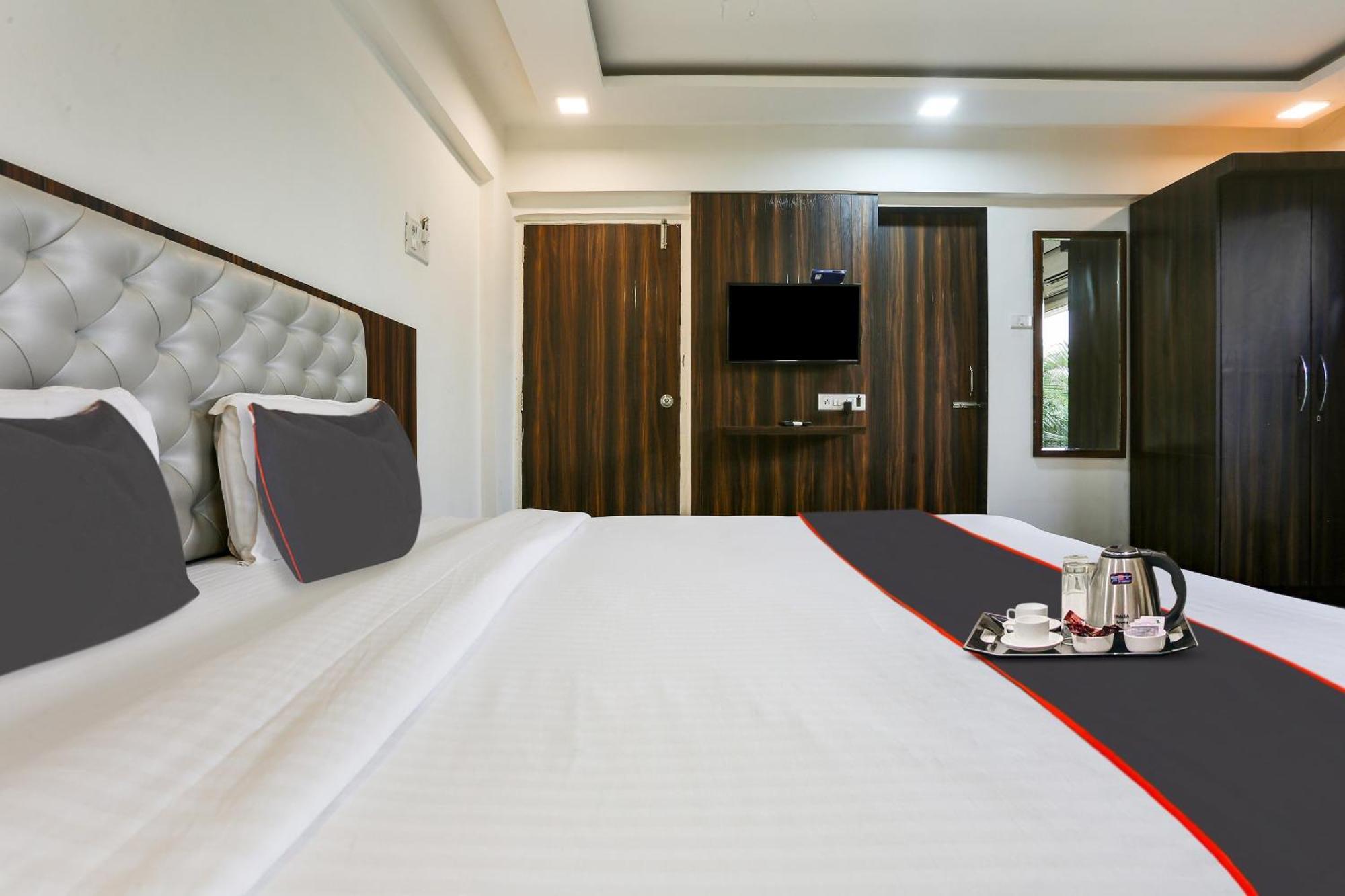 Capital O Arsh Executive Inn Mumbai Eksteriør bilde