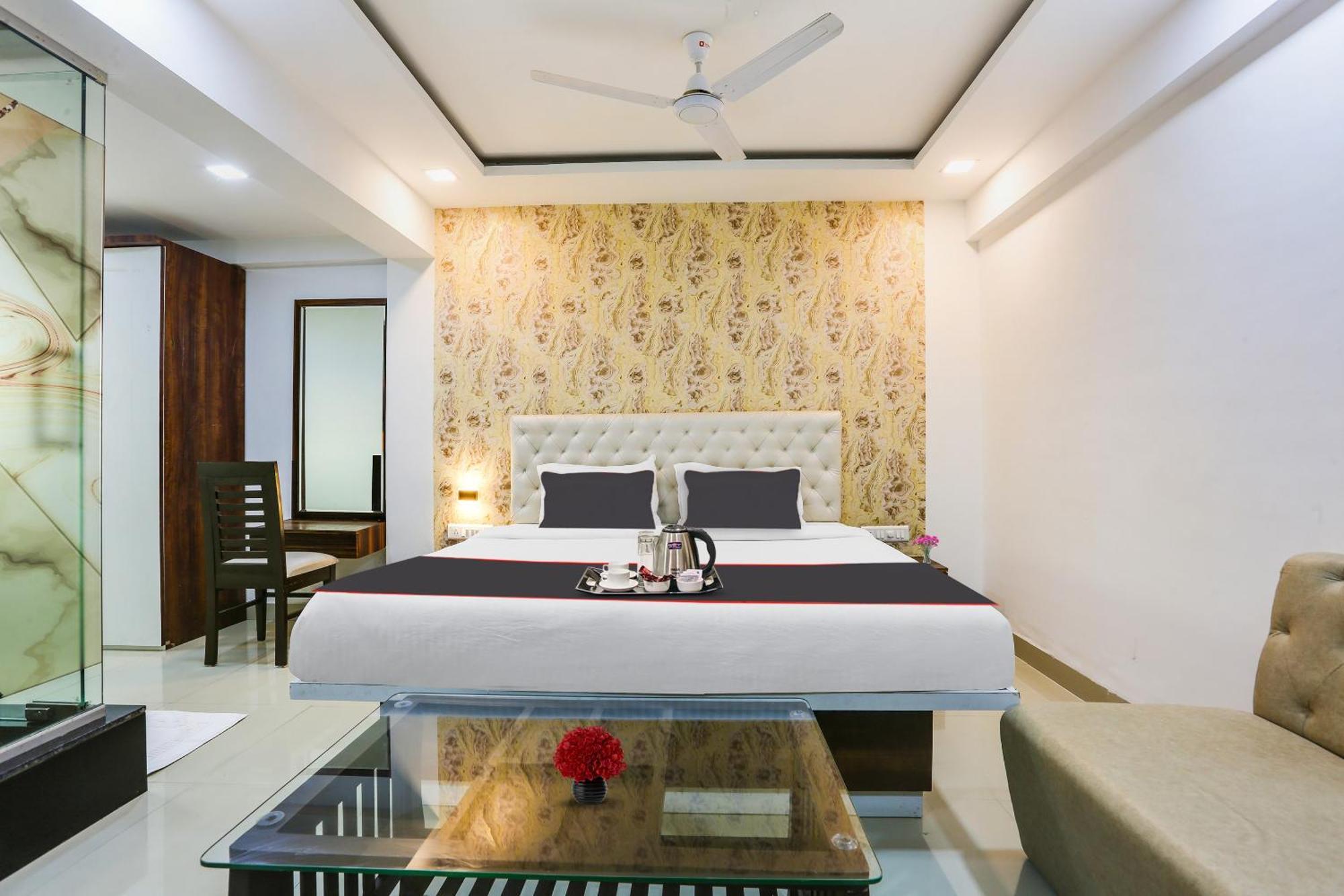 Capital O Arsh Executive Inn Mumbai Eksteriør bilde